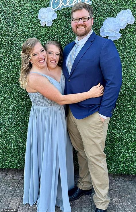 abby brittany hensel sex|Conjoined Twin Abby Hensel Marries Boyfriend, Raises .